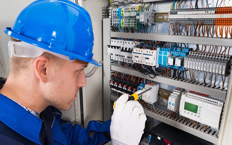 tarif horaire d'un électricien Paris 19